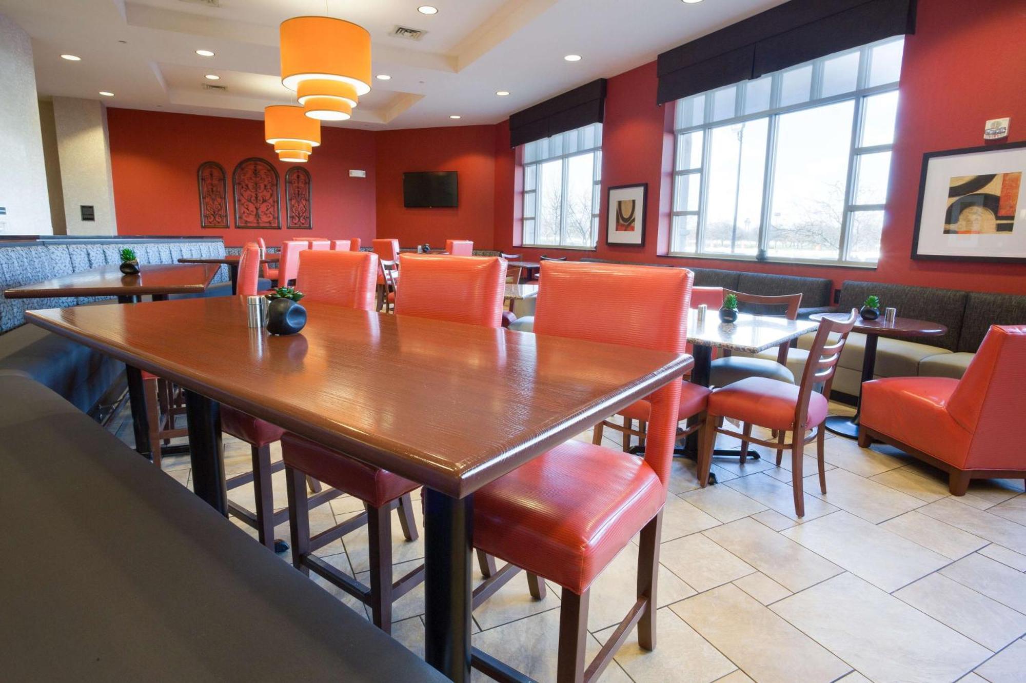 Drury Inn & Suites Columbus Гров Сити Экстерьер фото